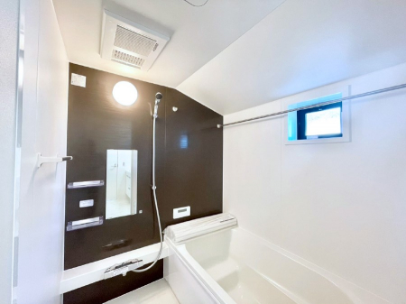 �����@����̔�����₷��؂ȃo�X�^�C���B�������Ƃ����C���y����Ŕ����Ƃ肽���ł��ˁI  