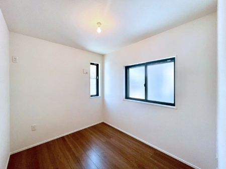 ���̑����ρ@2�ʍ̌����m�ۂ������邢��ԁB�Ƒ��݂�Ȃ����K�ȕ�炵����������݌v�ł��B