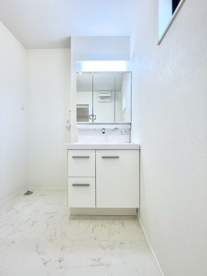 ���ʑ�E���ʏ��@�傫�����₷���O�ʋ��Ő�����������ʑ�́A�g�����Ȃ݃`�F�b�N�┧�̂������ɂ������߂ł��B 