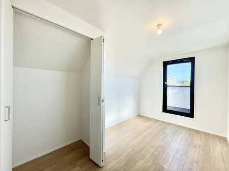 �Q���@���邢�o���R�j�[�T�C�h�ɗm����ݒu�B�ڊo�߂̗ǂ��Q���ɁB