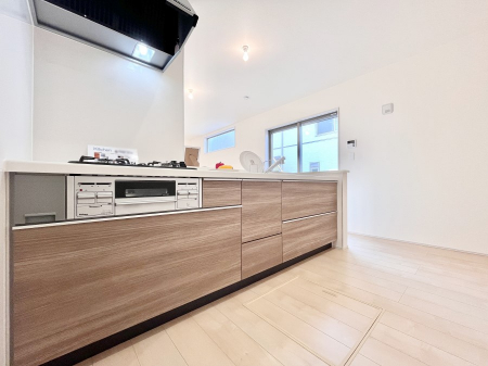 �L�b�`���@���������Ȃ��炲�Ƒ��Ƃ̉�b���y���߂�ΖʃJ�E���^�[�L�b�`���@