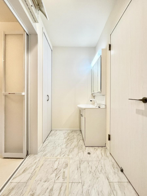 ���ʑ�E���ʏ��@������������ʉ��ώ��Œ��̐g�x�x�����K