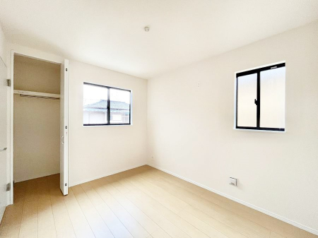 �Q���@�g���₷���`�Ńx�b�g��Ƌ�̒u�����ɂ����邱�Ƃ�����܂���B   