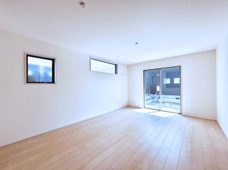 ���r���O�@�Z�ޕ��̌��������o�����A�C���e���A���l����̂��y���݂ȃ��r���O�ł��I 