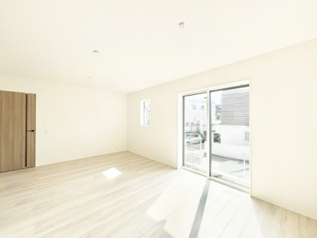 ���̑����ρ@���邢�z���������A�����̕��͋C�ɖ��������_�C�j���O�B   