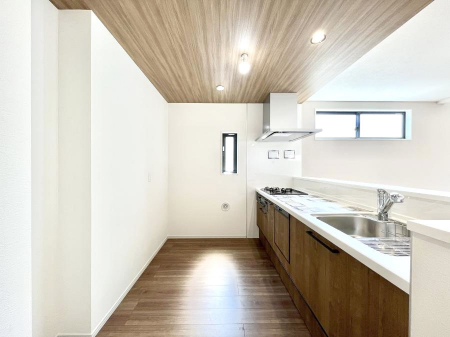 Lb`@Ƃ肠Lb`ł͂ƑƊył܂B