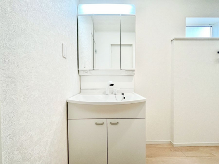 ���ʑ�E���ʏ��@�傫�����₷���O�ʋ��Ő�����������ʑ�́A�g�����Ȃ݃`�F�b�N�┧�̂������ɂ������߂ł��B 