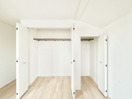 ���[�@�����Ղ�̎��[�X�y�[�X�ŉ��K�ɕ�点���� 