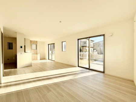 ���̑����ρ@�Ƒ������R�ƏW�܂�e���̃X�y�[�X�ɂȂ肻���@