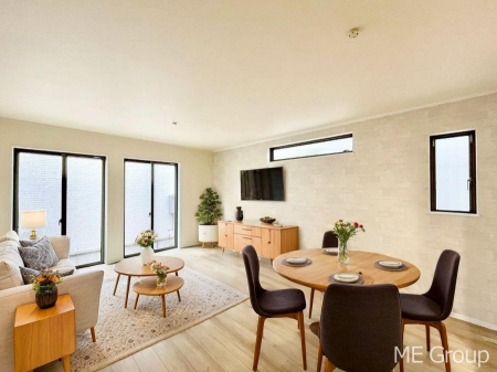 ���r���O�@���Ƒ��̓��₩�Șb�����ŕ�܂�閾�邢���r���O  ���Ƌ��CG�ł�