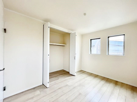 �q�������@�q�������ɂ��������߂Ȏ��[�X�y�[�X�����Ղ�̋���