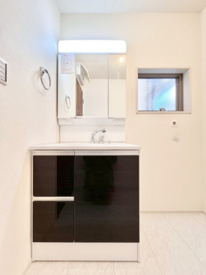 ���ʑ�E���ʏ��@���[�͂Ƌ@�\���ɗD�ꂽ���ʉ��ϑ�@