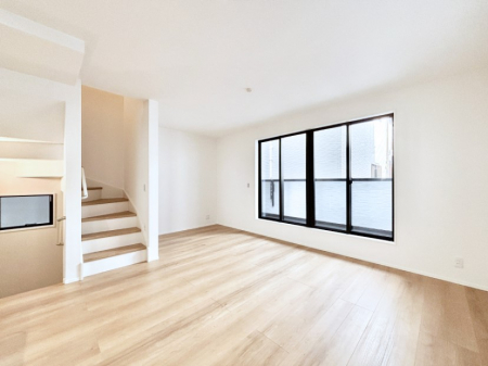 ���̑����ρ@�����u�������܁v�u��������v�Ƒ��Ƃ̃R�~���j�P�[�V�������[�܂郊�r���O�C���K�i������܂��B 