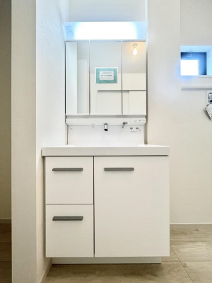 ���ʑ�E���ʏ��@�傫�����₷���O�ʋ��Ő�����������ʑ�́A�g�����Ȃ݃`�F�b�N�┧�̂������ɂ������߂ł��B 