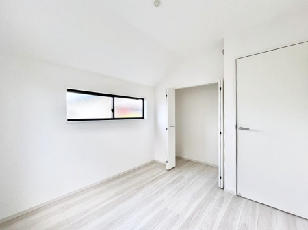 �q�������@�q�������ɂ��������߂Ȏ��[�X�y�[�X�����Ղ�̋���