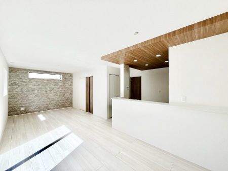 ���̑����ρ@�Ƒ������R�ƏW�܂�e���̃X�y�[�X�ɂȂ肻�� 