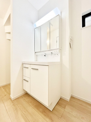 ���ʑ�E���ʏ��@���[�͂Ƌ@�\���ɗD�ꂽ���ʉ��ϑ�