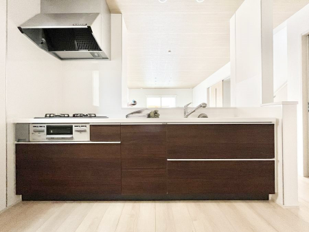 �L�b�`���@�������������I�ɁA�y�����I�V�X�e���L�b�`��