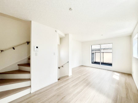 ���̑����ρ@�Ƒ������R�ƏW�܂�e���̃X�y�[�X�ɂȂ肻��