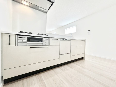 �L�b�`���@�������������I�ɁA�y�����I�V�X�e���L�b�`��