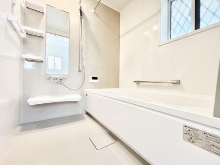 �����@����̔�������Ă���閾�邢�������̂���o�X���[��