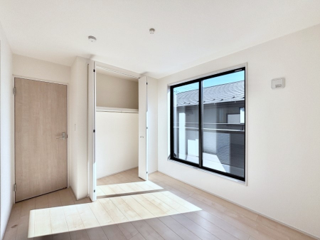 �q�������@�q�������ɂ��������߂Ȏ��[�X�y�[�X�����Ղ�̋���