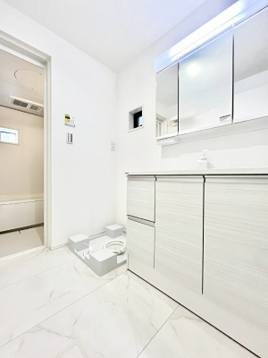 ���̑��@�������̂�����K��Ԃł��B�����̐g�x�x���C�����ǂ����g�������܂��B