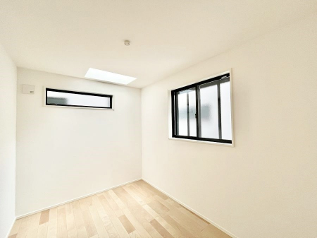 �q�������@�q�ǂ������ɂ҂�����̖��邢��ԁB