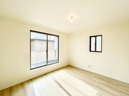 ���̑����ρ@�o���R�j�[���J�������v���X���Ă����m��