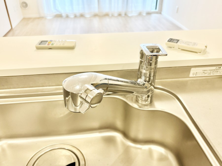 ̑ρ@łȂB̐ŐƏ򐅂gB