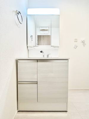 ���ʑ�E���ʏ��@���[�͂Ƌ@�\���ɗD�ꂽ���ʉ��ϑ�