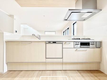 �L�b�`���@�������������I�ɁA�y�����I�V�X�e���L�b�`��