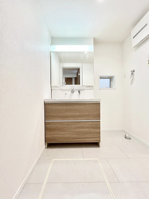 ʑEʏ@傫₷OʋŐʑ́AgȂ݃`FbN┧̂ɂ߂łB 