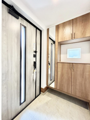 ց@KXXbg̓փhAɌ͂Ă܂