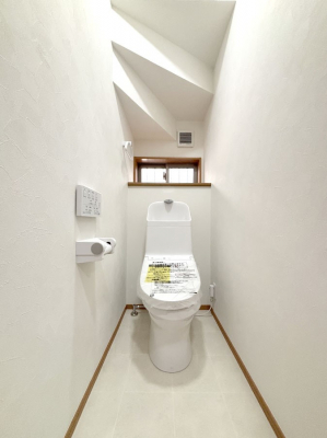 gC@gC1K2KꂼɔzuĂĂƂĂ֗łB 