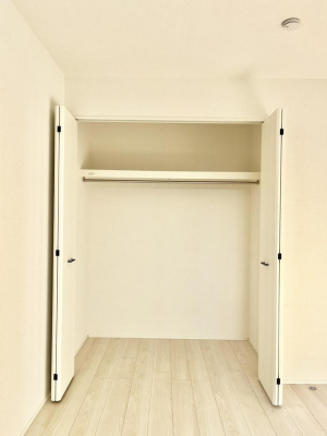 ���[�@�S�����N���[�[�b�g�t��