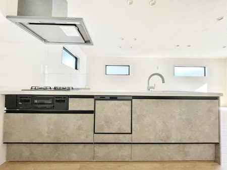 �L�b�`���@�L�X�Ƃ����g������̗ǂ��L�b�`���œ��X�̂��������y�����Ȃ肻��