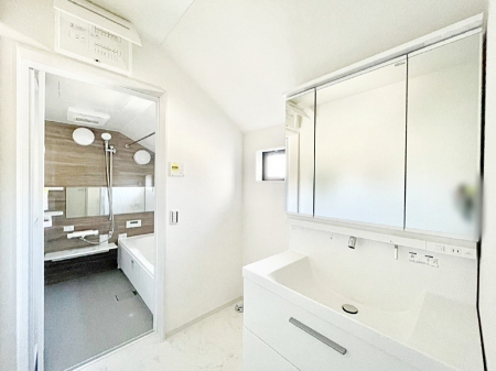 ���̑��@���������Ă���̂Ŏ��C�̑����ꏊ�ł����C���\���s���܂��B�����̐g�x�x���C�����ǂ��I