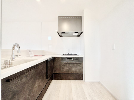 �L�b�`���@L���^���Ɨ�������X�y�[�X���L�X�Ǝg���܂��B�R���p�N�g�ɓ����Ă��������N���N�B