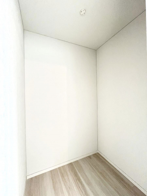 ̑@EH[NCN[[bg̊pŐԃXbL  