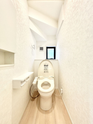 gC@gC1K2KꂼɔzuĂĂƂĂ֗łB 