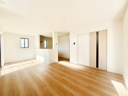 ���̑����ρ@�Ƒ������R�ƏW�܂�e���̃X�y�[�X�ɂȂ肻���@