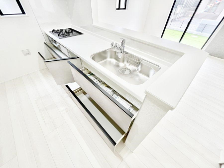 ̑ρ@[Xy[XՂILXƂƃXy[XŉƎNNI