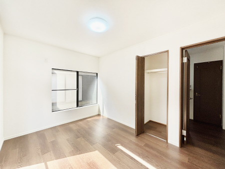 q@q܂̂ƂĂIߗނ̐ڂɕ֗ȃN[[bgt̗mI