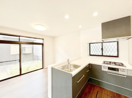 Lb`@Ƃ肠Lb`ł͂ƑƊył܂B