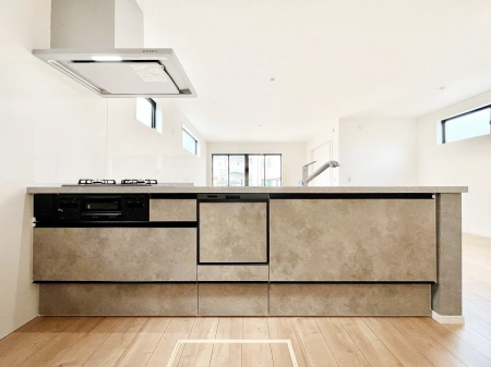 �L�b�`���@�������������I�ɁA�y�����I�V�X�e���L�b�`��  �@