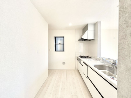 �L�b�`���@��Ƃ肠��L�b�`���ł͂��Ƒ��Ɗy�������������ł��܂��B