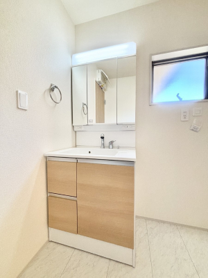 ���ʑ�E���ʏ��@�傫�����₷���O�ʋ��Ő�����������ʑ�́A�g�����Ȃ݃`�F�b�N�┧�̂������ɂ������߂ł��B 