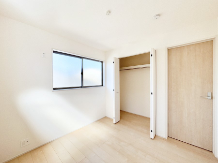 �q�������@�q�������ɂ��������߂Ȏ��[�X�y�[�X�����Ղ�̋���