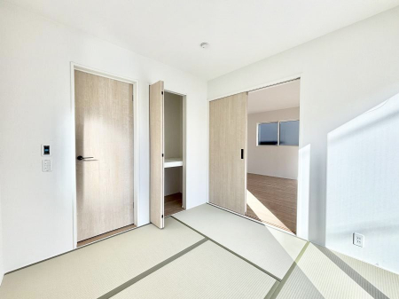 ���̑����ρ@�_�炩����̋�Ԃ́A���q�l�̗V�я�◈�q���̂����ĂȂ��̏ꏊ�Ƃ��ďd�󂵂܂��B 